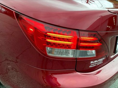 Used 2013 Lexus IS 250C w/ Luxury Pkg RWD image 24
