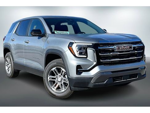 New 2026 GMC Terrain Elevation w/ Technology Package II image 2