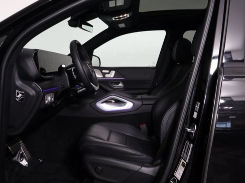 Certified 2025 Mercedes-Benz GLS 450 4MATIC image 10