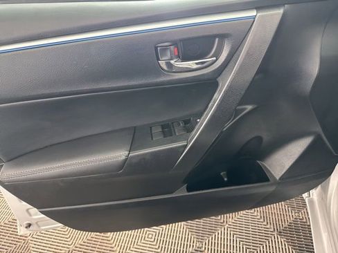 Used 2016 Toyota Corolla S image 20