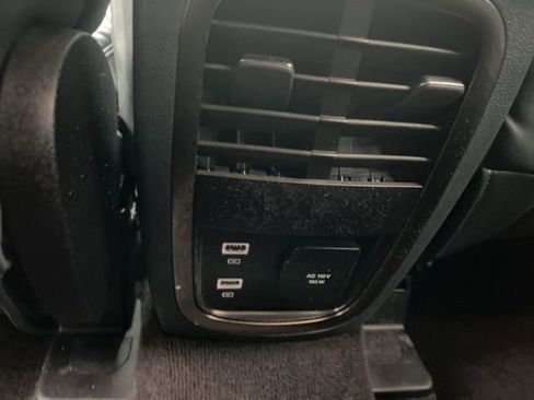 Used 2019 Lincoln MKC Reserve image 18