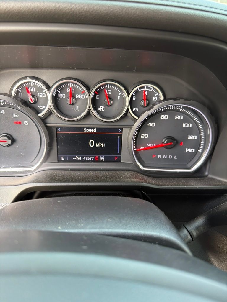 Used 2021 Chevrolet Silverado 1500 LTZ w/ Z71 Off-Road Package AWD/4WD image 13