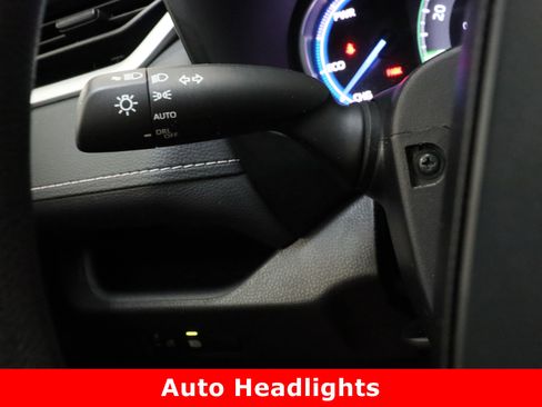 Certified 2025 Toyota RAV4 XLE image 25