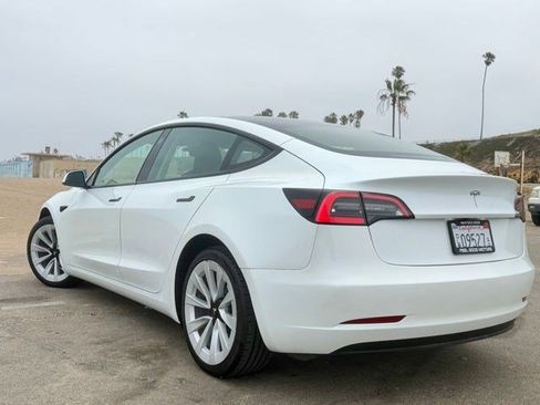 Used 2023 Tesla Model 3 Standard Range RWD image 5