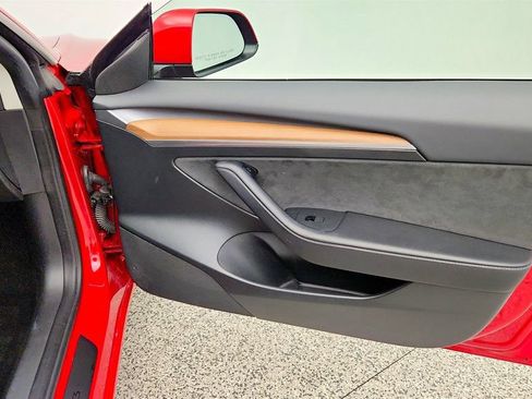 Used 2023 Tesla Model 3 Standard Range RWD image 30