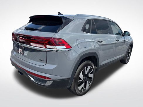 Certified 2025 Volkswagen Atlas Cross Sport SE AWD/4WD image 5