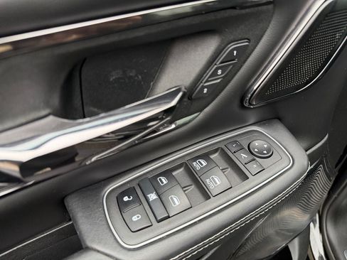 Used 2022 RAM 1500 Limited AWD/4WD image 21