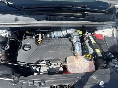 Certified 2019 Buick Encore Essence w/ Experience Buick Package AWD/4WD image 12