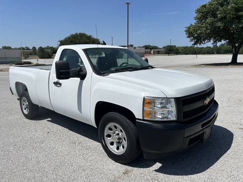 Used 2013 Chevrolet Silverado 1500 W/T RWD image 4