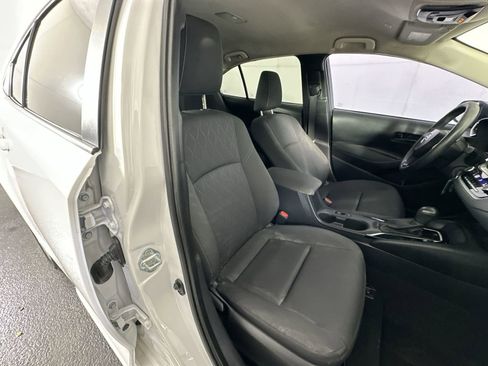Used 2023 Toyota Corolla LE image 30
