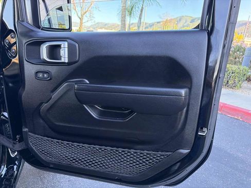 Used 2022 Jeep Wrangler Unlimited Sport AWD/4WD image 49