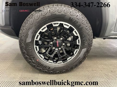 New 2026 GMC Canyon AT4 w/ Technology Plus Package AWD/4WD image 40