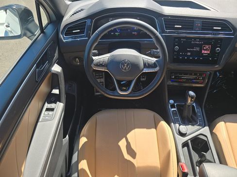 Used 2023 Volkswagen Tiguan SE R-Line AWD/4WD image 34