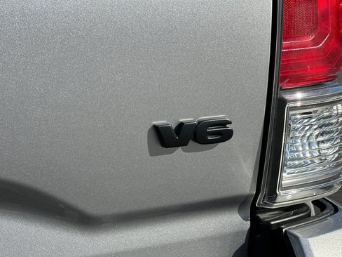 Used 2021 Toyota Tacoma TRD Sport image 26