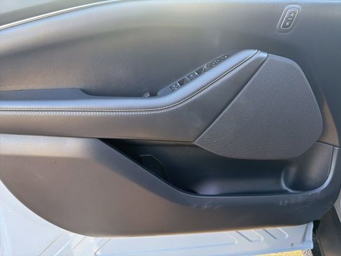 Used 2025 Ford Mustang Mach-E Select image 14