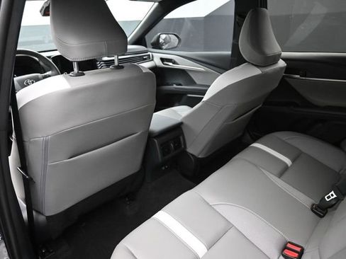 Certified 2026 Toyota Camry SE w/ Convenience Package image 26