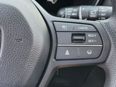 Used 2023 Honda CR-V EX image 16
