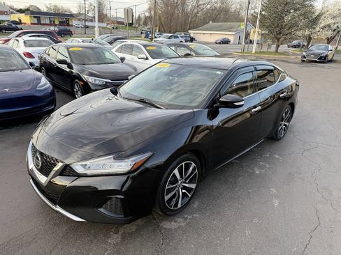 Used 2021 Nissan Maxima 3.5 SV w/ Floor Mat Group image 2