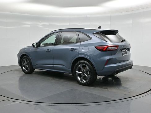 Certified 2023 Ford Escape ST-Line w/ Tech Pack #1 image 7