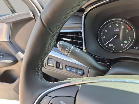 New 2026 Cadillac XT5 Premium Luxury w/ LPO, ONYX Package FWD image 38