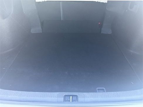 Used 2019 Toyota Camry SE image 16