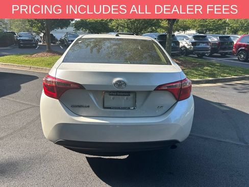 Used 2017 Toyota Corolla LE w/ LE Premium Package w/Moonroof FWD image 6