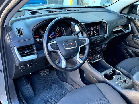 Used 2021 GMC Terrain SLE w/ Driver Convenience Package image 17