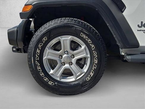 Used 2020 Jeep Wrangler Unlimited Sport S AWD/4WD image 23