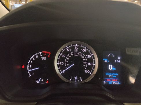Used 2022 Toyota Corolla LE FWD image 23