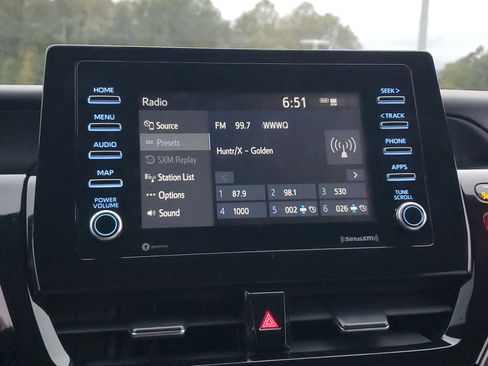 Used 2024 Toyota Camry SE image 23