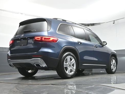 Used 2021 Mercedes-Benz GLB 250 GLB 250 w/ Premium Package image 37