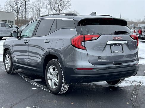 Used 2021 GMC Terrain SLE w/ Driver Convenience Package image 9