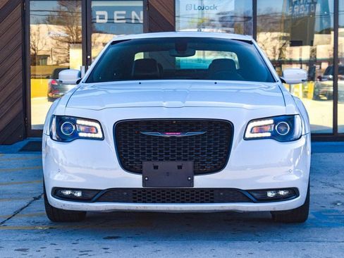 Used 2023 Chrysler 300 S image 5