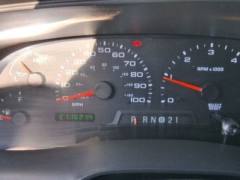 Used 2004 Ford Excursion XLT image 12