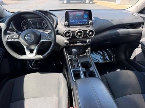 Used 2023 Nissan Sentra SV FWD image 10