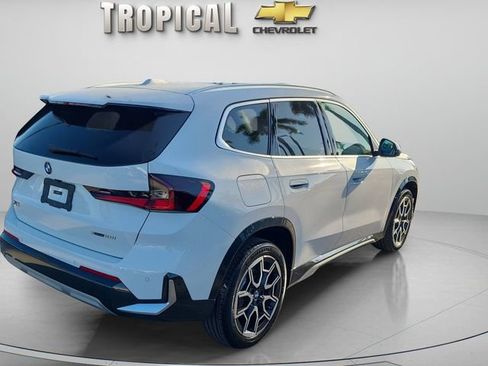 Used 2025 BMW X1 xDrive28i w/ Technology Package image 3