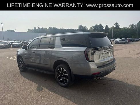 Used 2025 Chevrolet Suburban RST w/ Comfort Package AWD/4WD image 5
