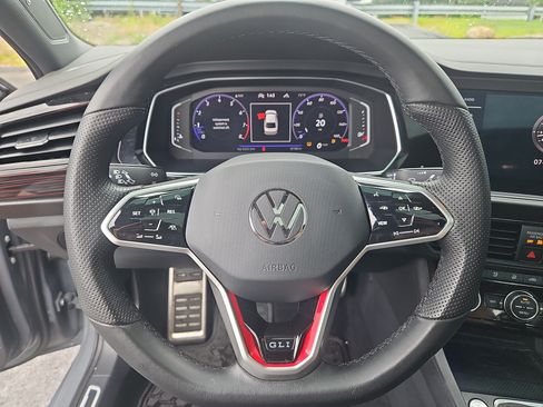 Certified 2023 Volkswagen Jetta GLI Autobahn FWD image 23