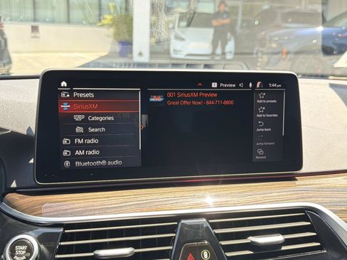Used 2023 BMW 530e RWD image 20