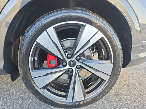 New 2025 Audi SQ5 Premium Plus image 32