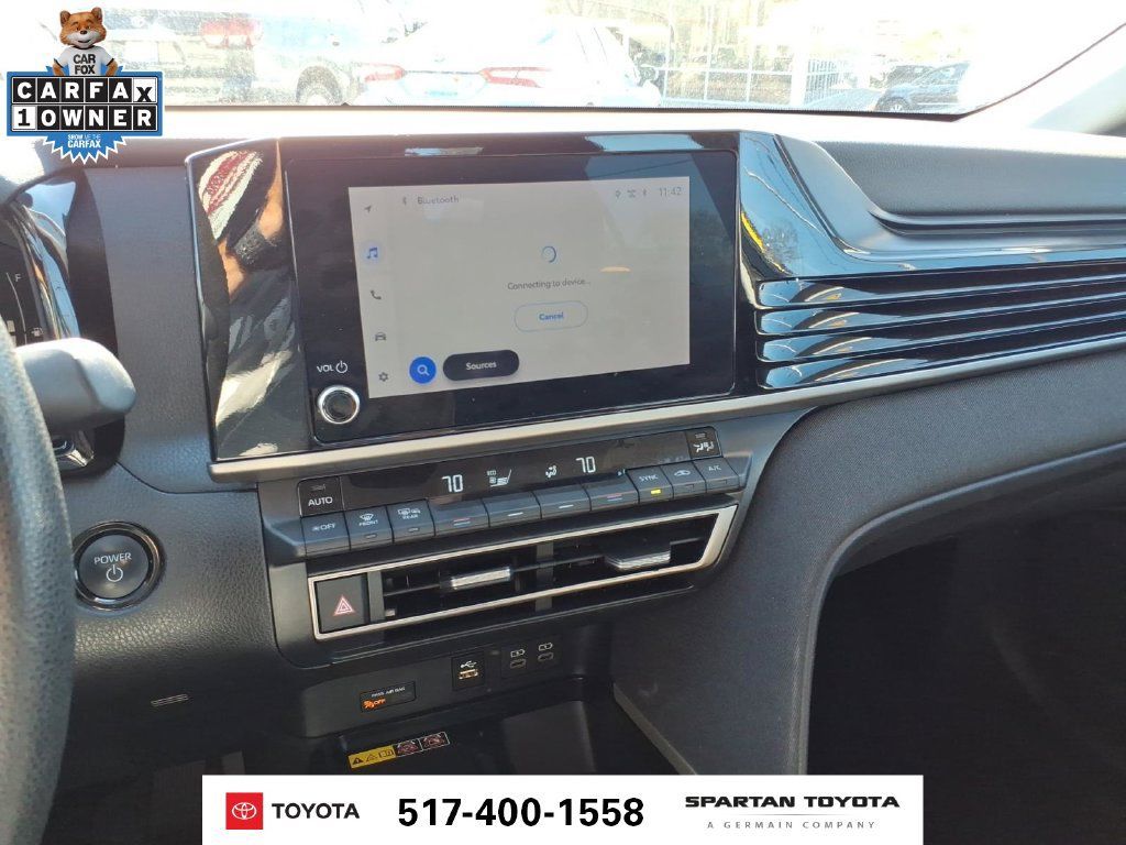 Used 2025 Toyota Camry LE FWD image 21