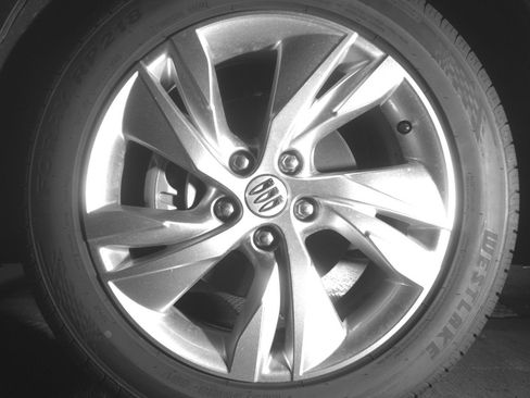 Used 2025 Buick Encore GX Preferred AWD/4WD image 12