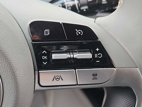 Certified 2023 Hyundai Elantra SEL w/ Convenience Package image 24