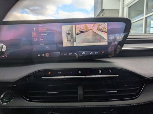 New 2026 Buick Enclave Sport Touring w/ Power Package image 18