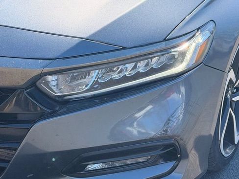 Used 2019 Honda Accord Sport image 19