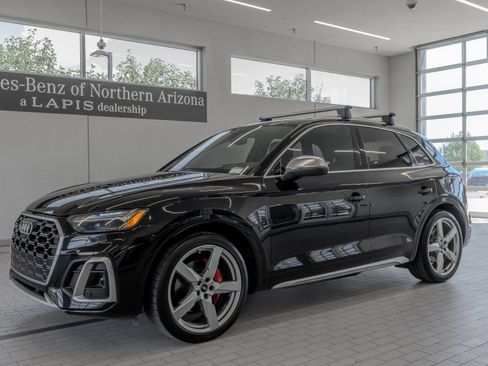 Used 2021 Audi SQ5 Prestige w/ Prestige Package AWD/4WD image 3