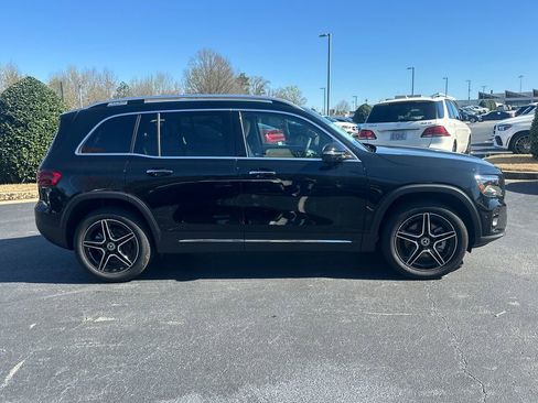 New 2026 Mercedes-Benz GLB 250 image 8