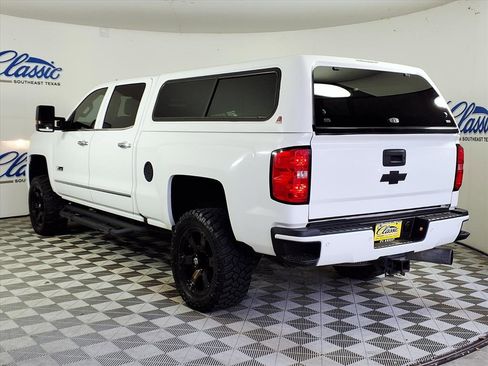 Used 2018 Chevrolet Silverado 2500 LTZ w/ Duramax Plus Package image 2