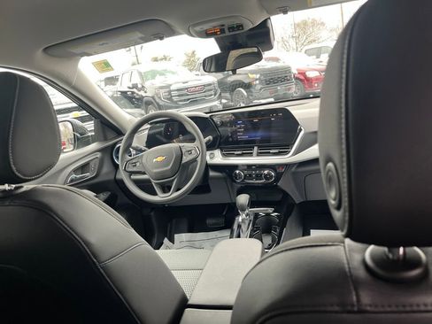New 2026 Chevrolet Trax LT image 26