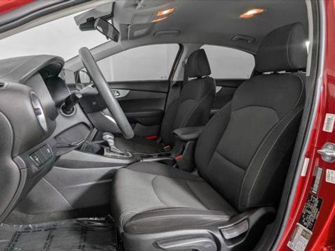 Used 2024 Kia Forte LXS FWD image 14